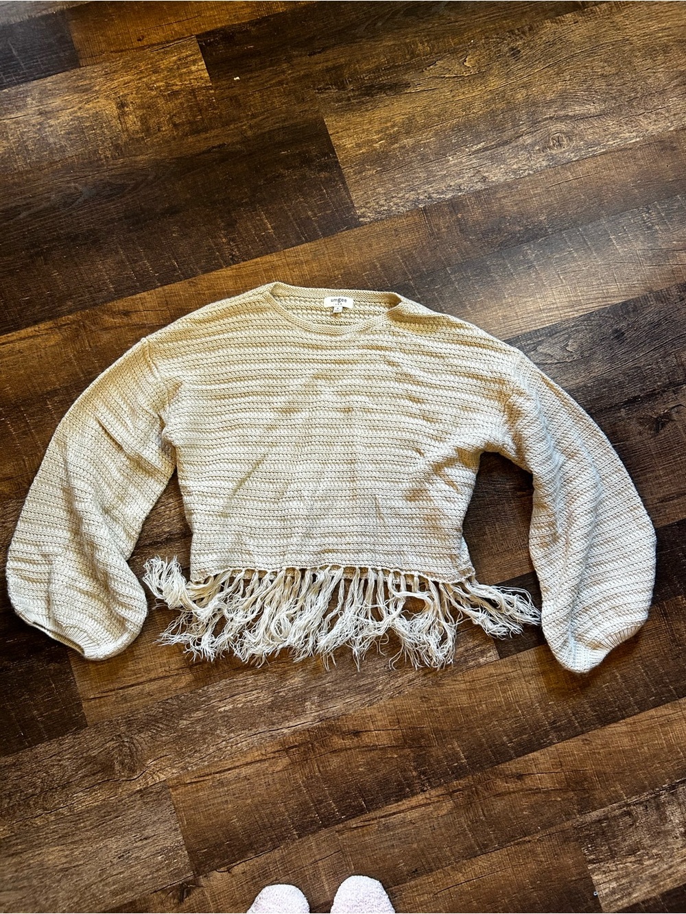Umgee Frayed Hem Cropped Knit Sweater - Cream